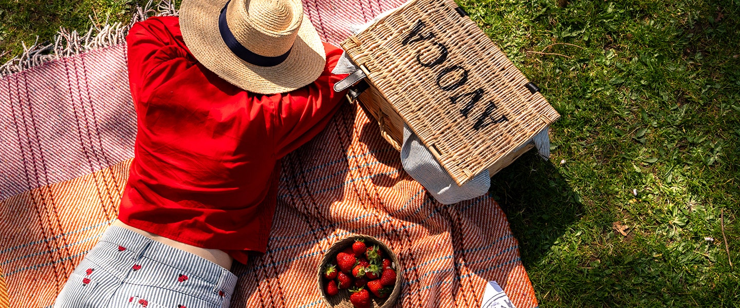Picnic Perfect Throws
